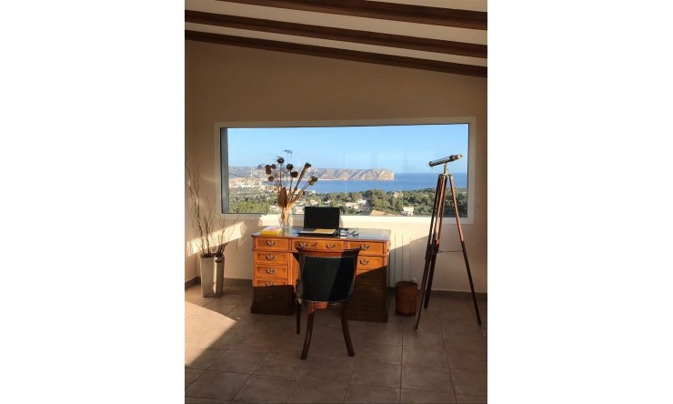 Resale - Villa -
Jávea / Xàbia - La Granadella  - Costa Nova