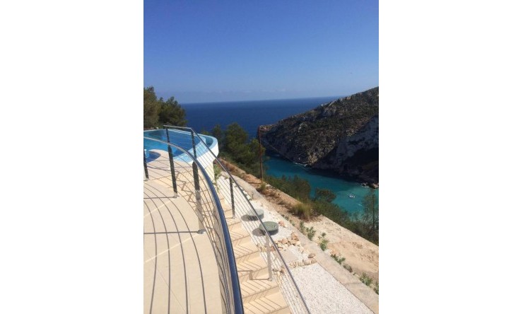 Resale - Villa -
Jávea / Xàbia - La Granadella  - Costa Nova