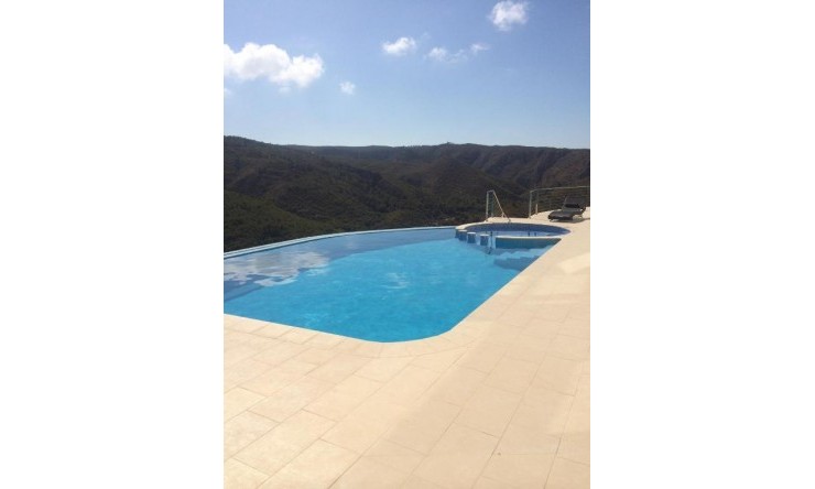 Resale - Villa -
Jávea / Xàbia - La Granadella  - Costa Nova