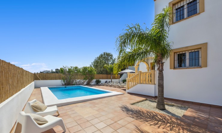 Reventa - Villa -
Jávea / Xàbia - La Granadella  - Costa Nova