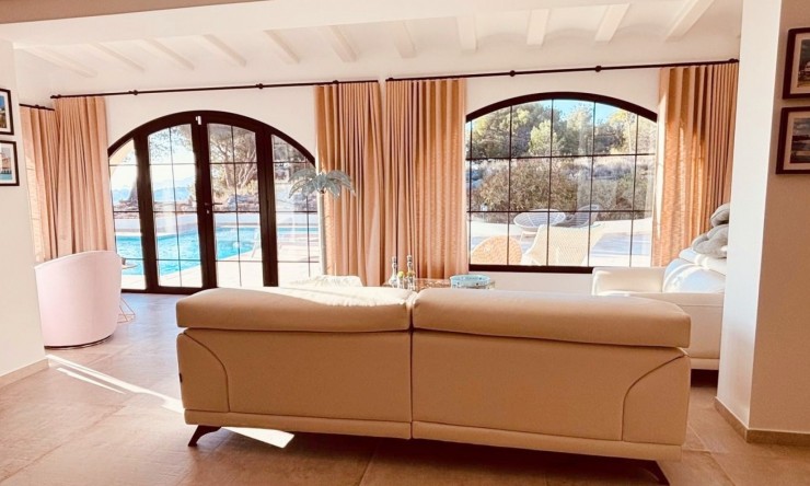 Resale - Villa -
Altea - Altea ciudad