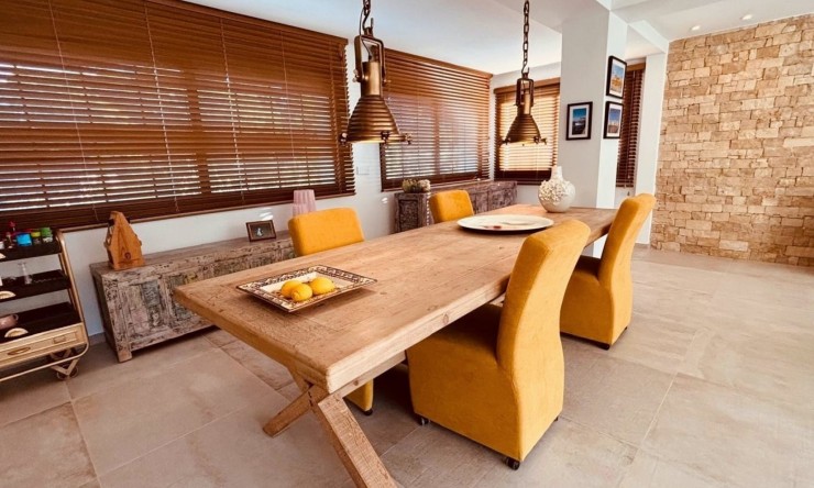 Resale - Villa -
Altea - Altea ciudad