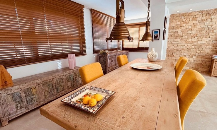 Resale - Villa -
Altea - Altea ciudad