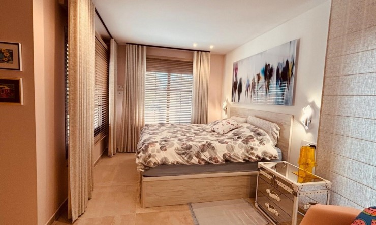 Resale - Villa -
Altea - Altea ciudad