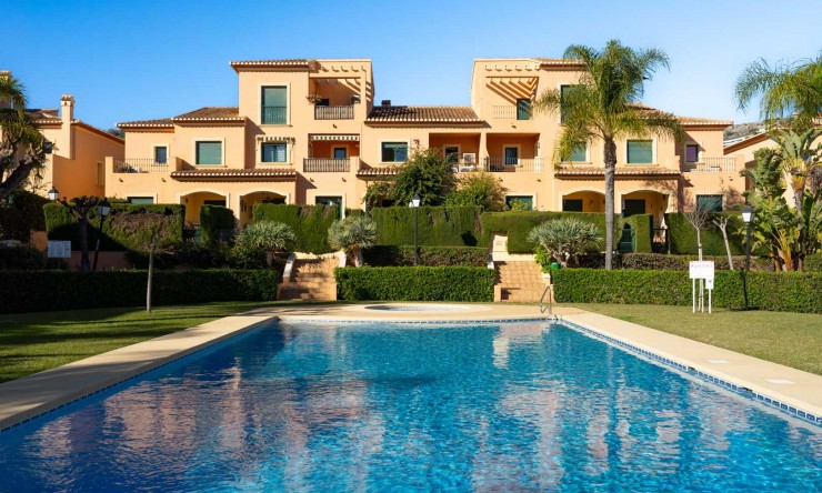 Resale - Apartment -
Jávea - Port