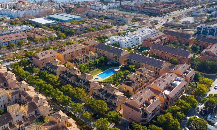 Resale - Apartment -
Jávea - Port