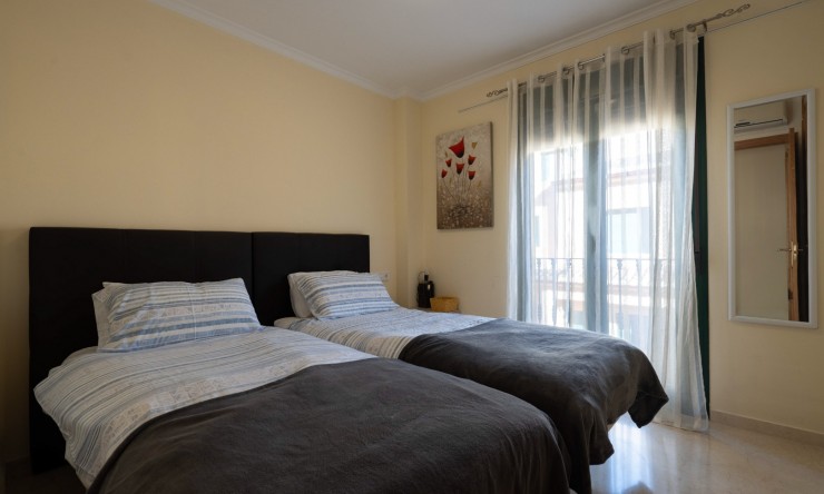 Resale - Apartment -
Jávea - Port