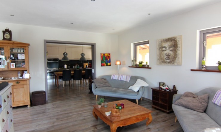 Wiederverkauf - Villa -
Pedreguer