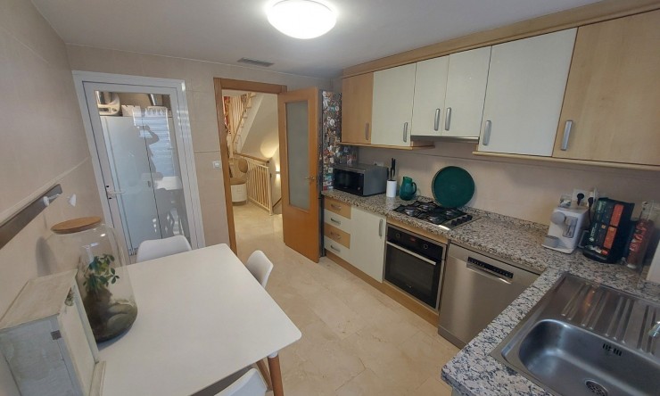 Wiederverkauf - Villa -
La Nucía