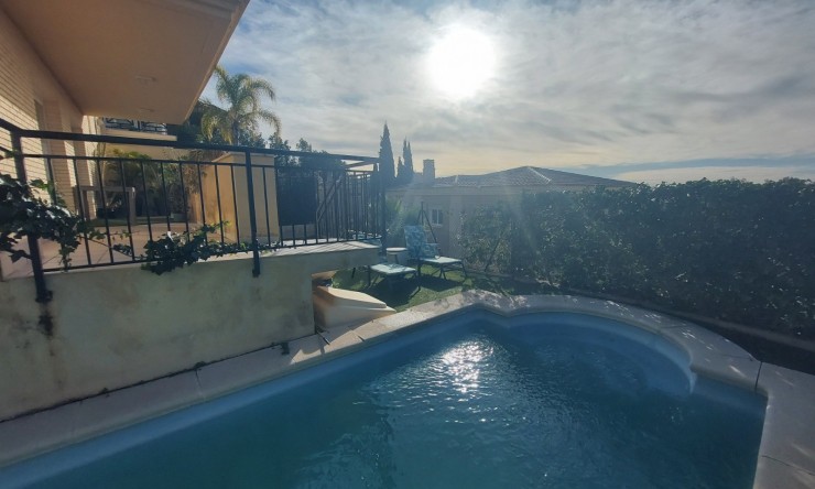 Wiederverkauf - Villa -
La Nucía