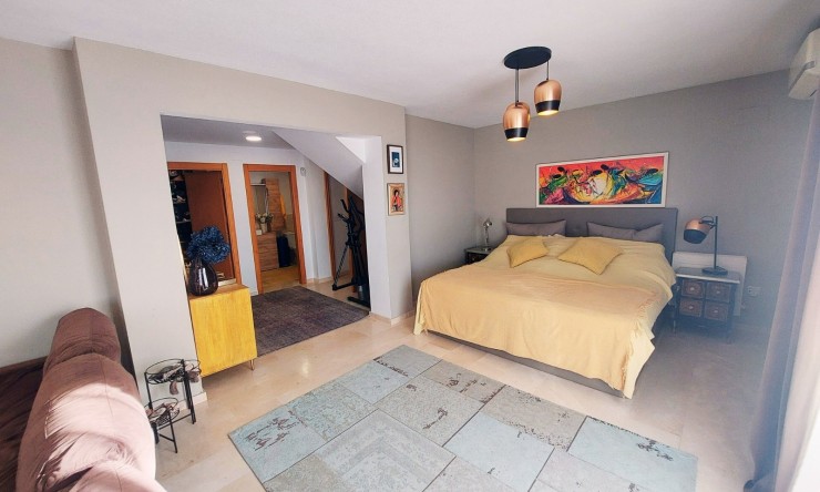 Wiederverkauf - Villa -
La Nucía