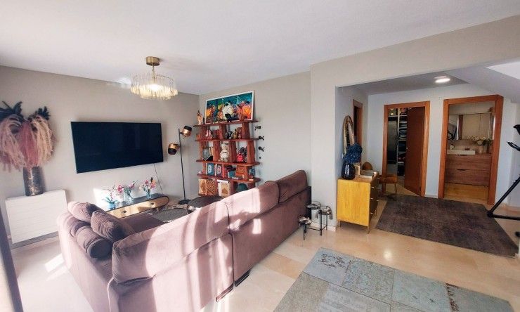 Wiederverkauf - Villa -
La Nucía