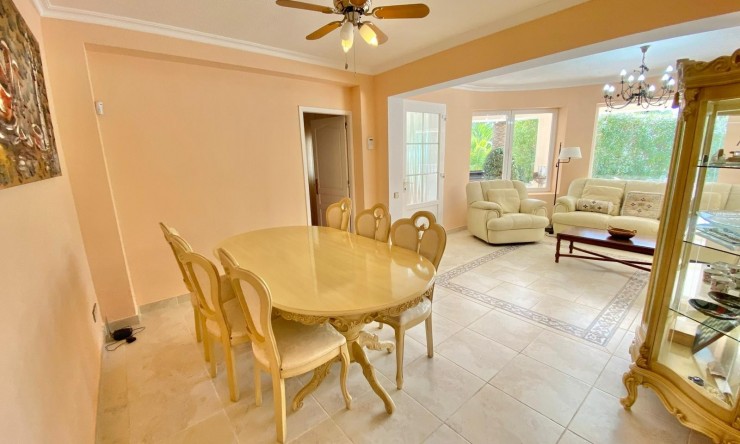 Rynek Wtórny - Willa -
Altea - Altea La Vella