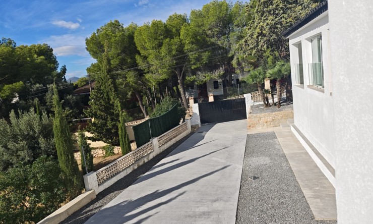 Resale - Villa -
Altea - Altea La Vella