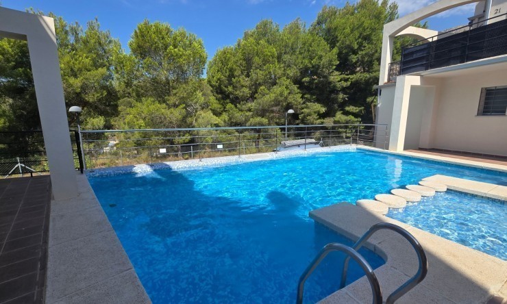 Resale - Apartment -
Altea - La Vieja