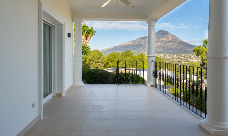 Wiederverkauf - Villa -
Jávea - Piver