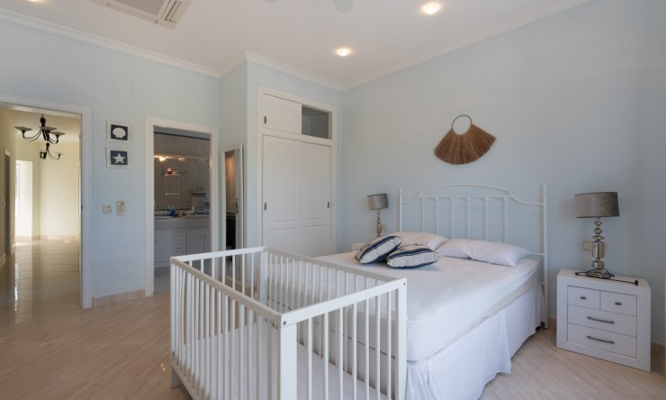 Wiederverkauf - Villa -
Jávea - Piver