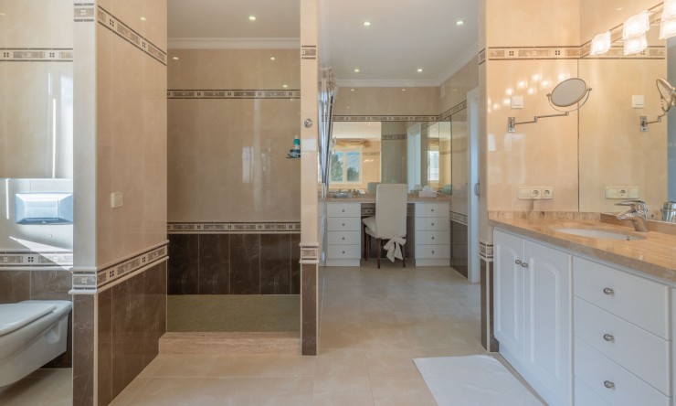 Wiederverkauf - Villa -
Jávea - Piver