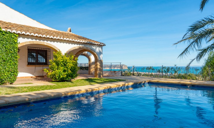 Wiederverkauf - Villa -
Jávea - Tosalet