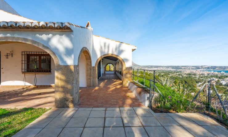 Wiederverkauf - Villa -
Jávea - Tosalet