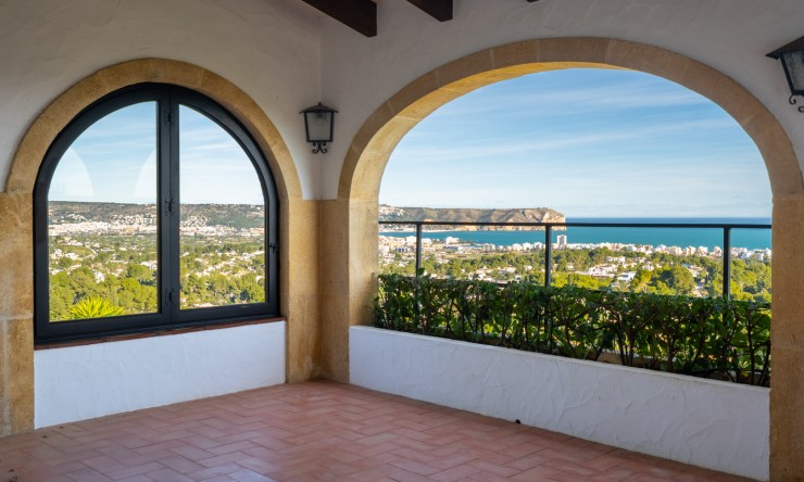 Wiederverkauf - Villa -
Jávea - Tosalet