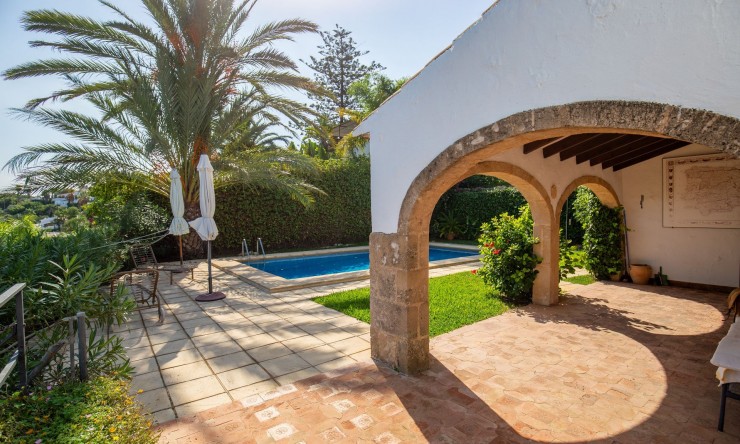 Wiederverkauf - Villa -
Jávea - Tosalet