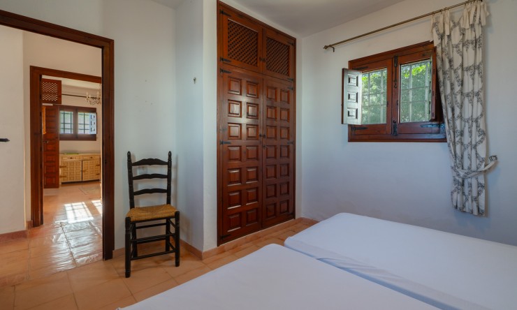 Wiederverkauf - Villa -
Jávea - Tosalet