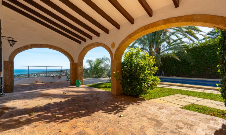 Wiederverkauf - Villa -
Jávea - Tosalet