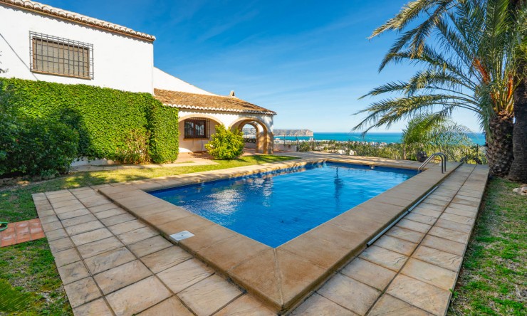 Wiederverkauf - Villa -
Jávea - Tosalet