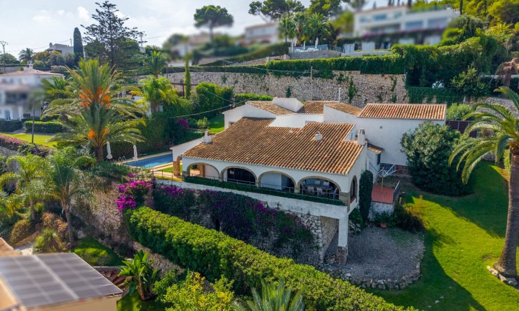 Wiederverkauf - Villa -
Jávea - Tosalet