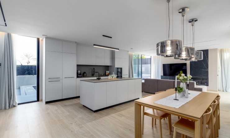 Resale - Villa -
Albir - Centre