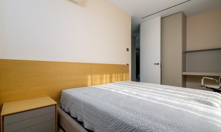 Resale - Villa -
Albir - Centre