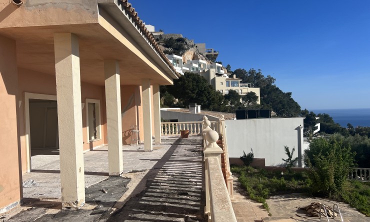 Nueva construcción  - Villa -
Altea