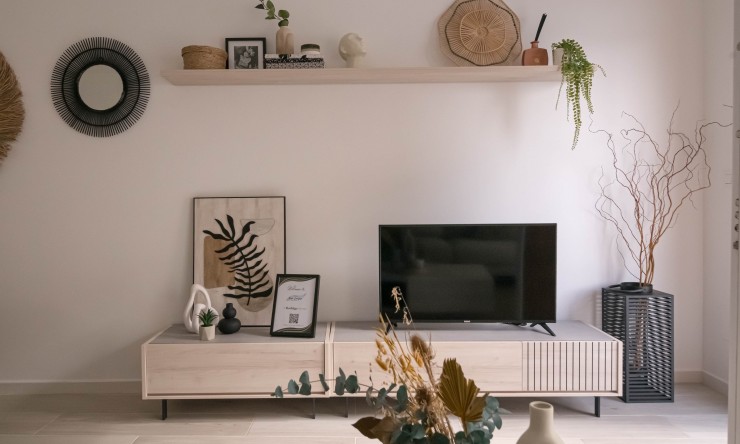 Neue Gebäude -  -
Jerónimo y Avileses