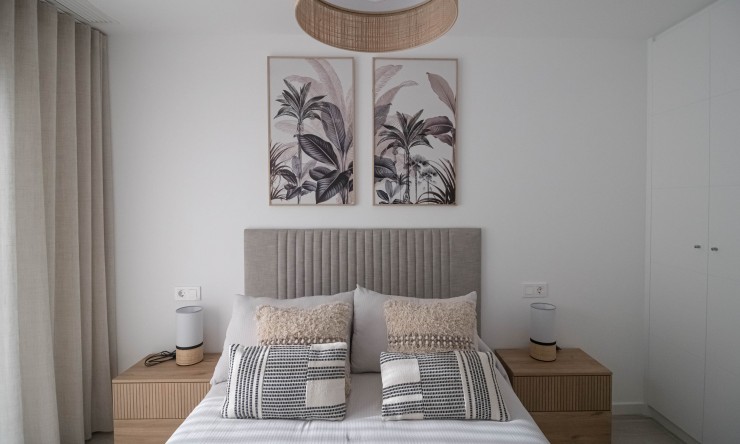 Neue Gebäude -  -
Jerónimo y Avileses