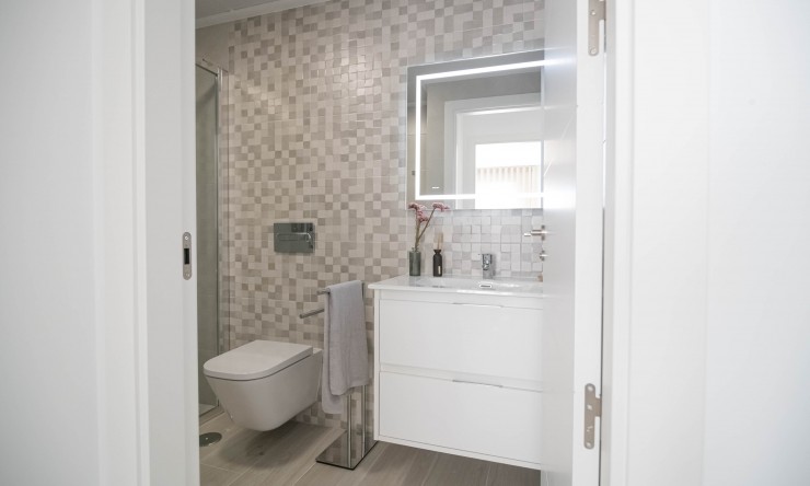 Neue Gebäude -  -
Jerónimo y Avileses