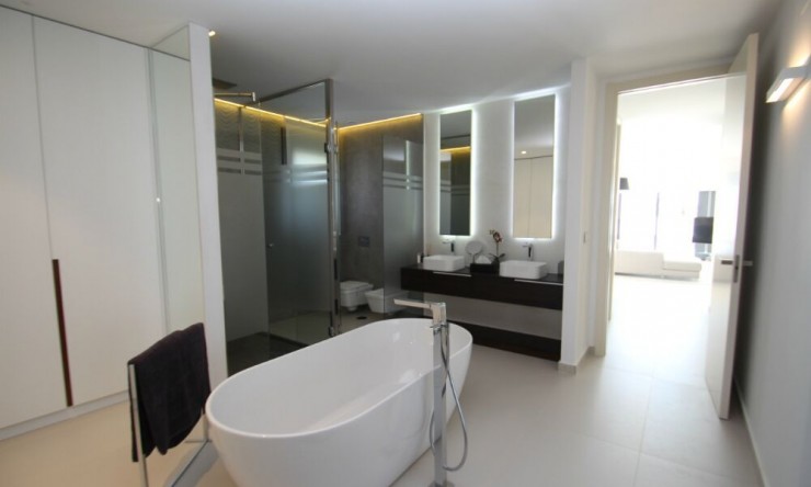 Nueva construcción  - Villa -
San Miguel de Salinas