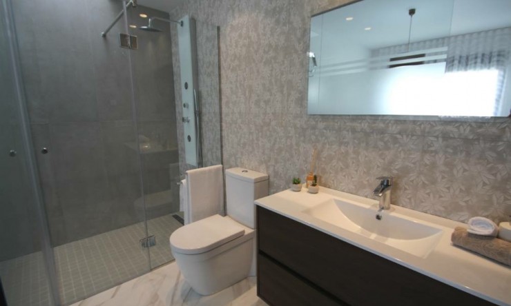 Neue Gebäude - Villa -
San Miguel de Salinas