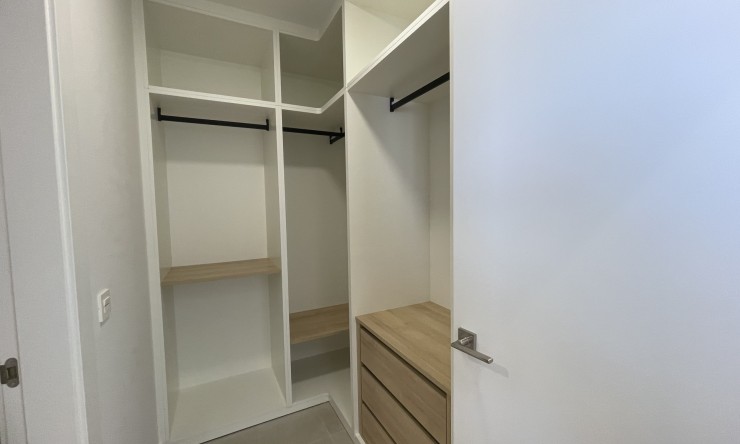 New Build - detached -
Heredades