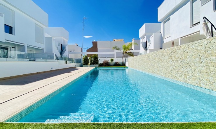 New Build - low-bungalow -
Pilar de la Horadada