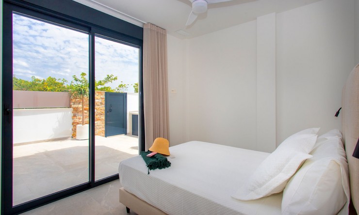 Neue Gebäude -  -
Sucina