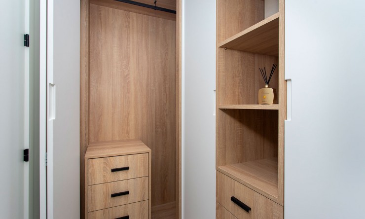 Neue Gebäude -  -
Sucina