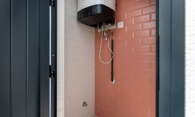 Neue Gebäude -  -
Sucina