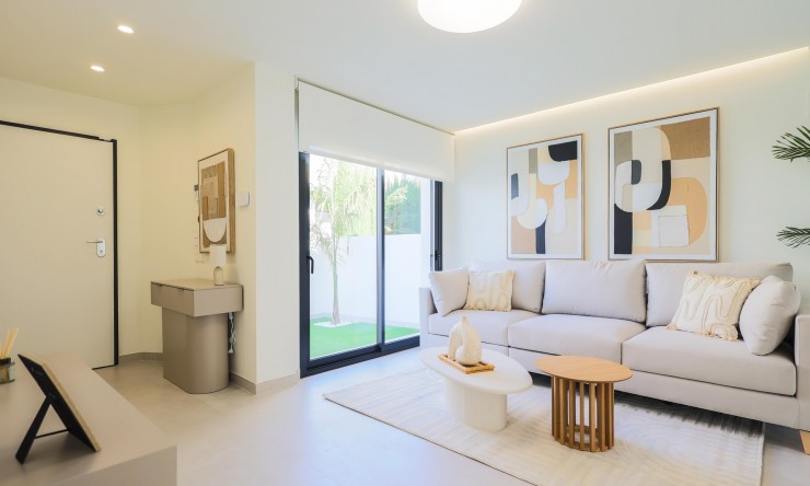 Neue Gebäude - Villa -
Orihuela Costa