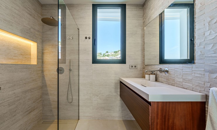 Neue Gebäude - Villa -
Benalmadena