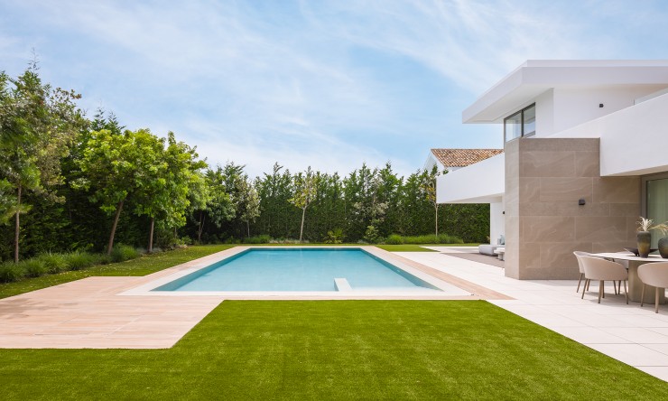 Nowe budownictwo - Willa -
El Paraiso