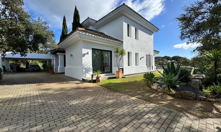 Nieuwbouw Woningen - Villa -
San Roque