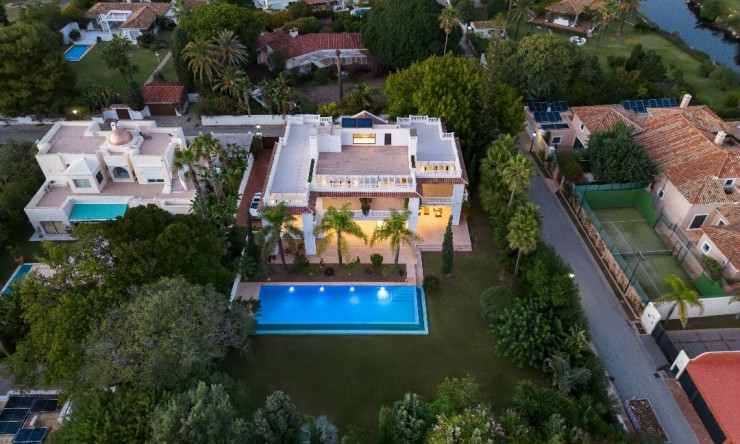 Nowe budownictwo - Willa -
