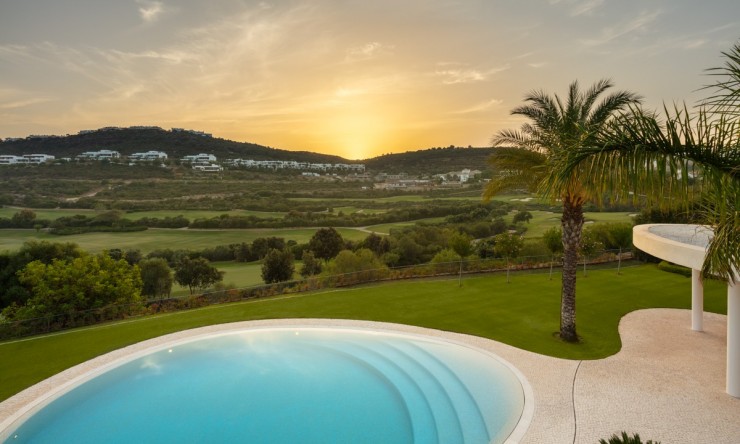 Nowe budownictwo - Willa -
Casares