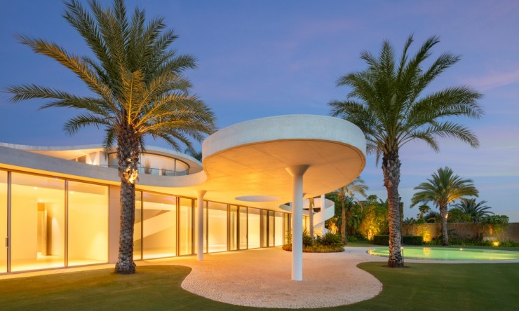 Nowe budownictwo - Willa -
Casares